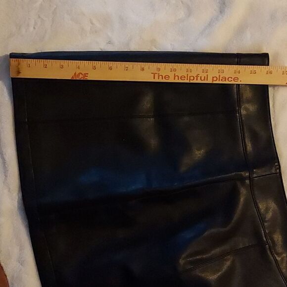 Forever 21 Faux Leather Skirt L - Picture 6 of 6